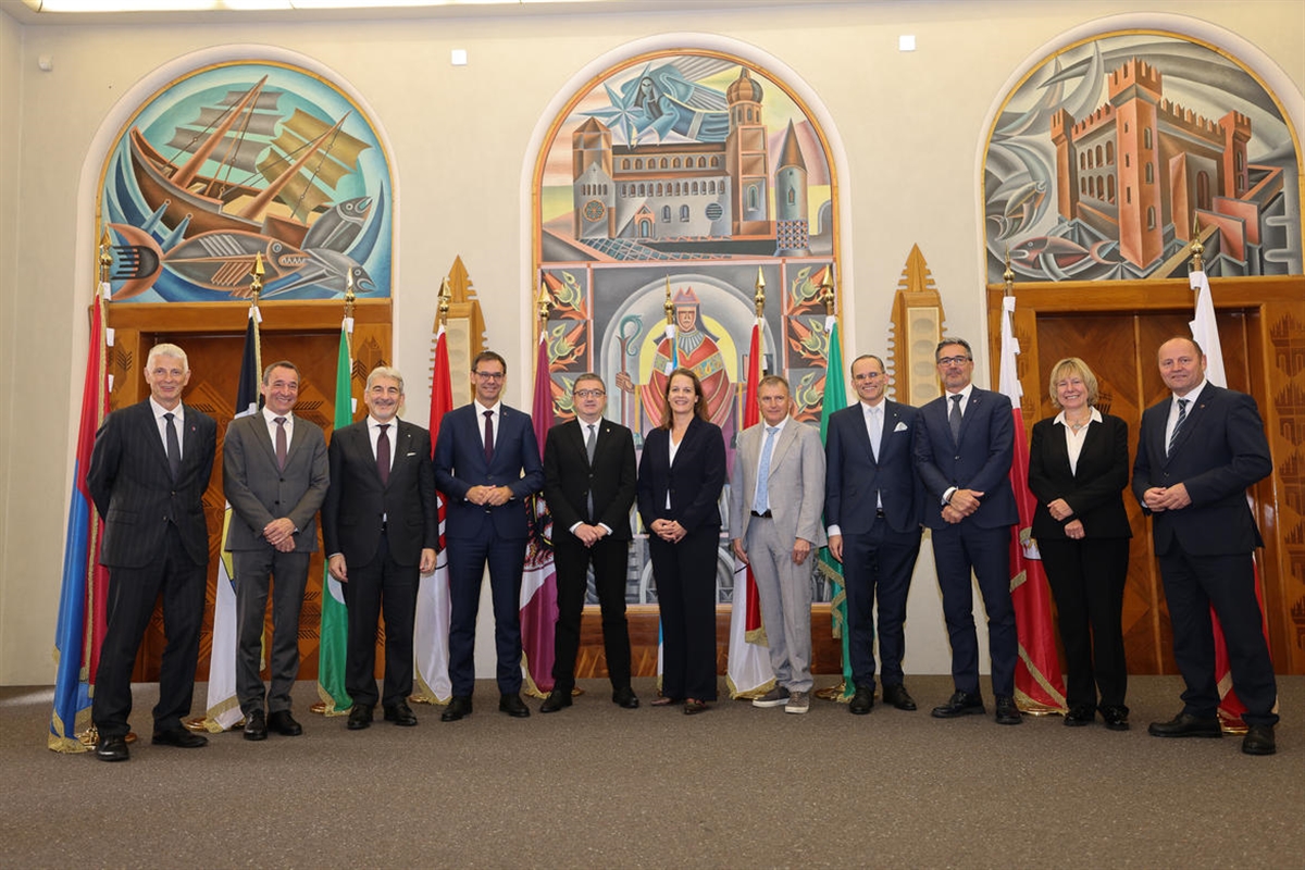 Gruppenbild der Regierungschefs