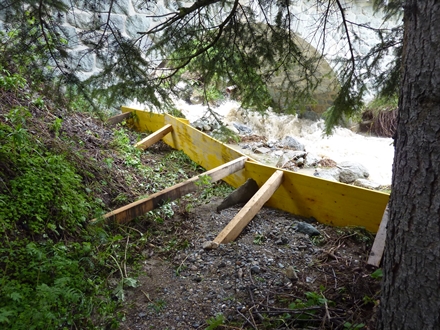 provisorischer Hochwasserschutz