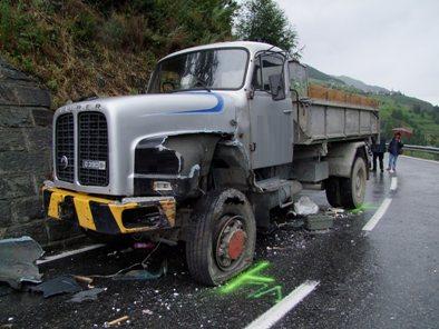 Endlage des beschädigten Lastwagens
