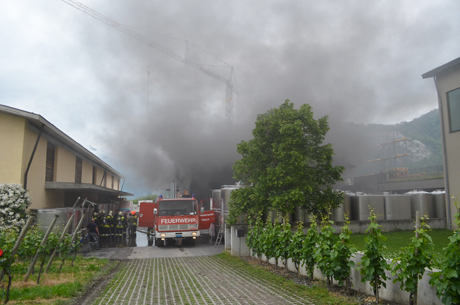 Die Feuerwehren von Fläsch und Maienfeld hatten das Feuer rasch unter Kontrolle