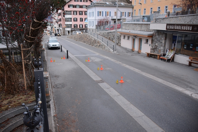 Hier lag der Verletzte auf dem Trottoir