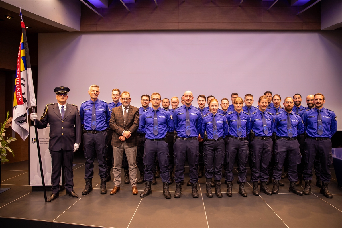 Fähnrich, Regierungsrat, Kommandant und Vereidigte