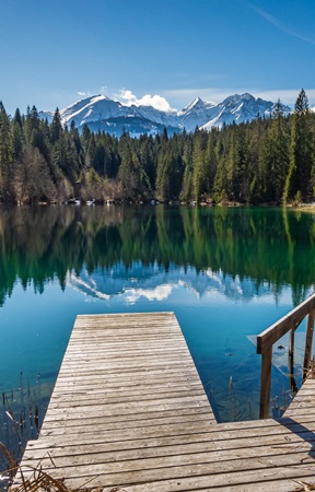 Begrüssungsbild Frühling Crestasee