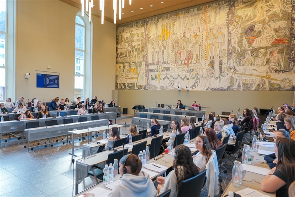 Grossratsaal Mädchenparlament