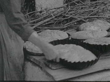 Bäuerliches Brotbacken (1942)