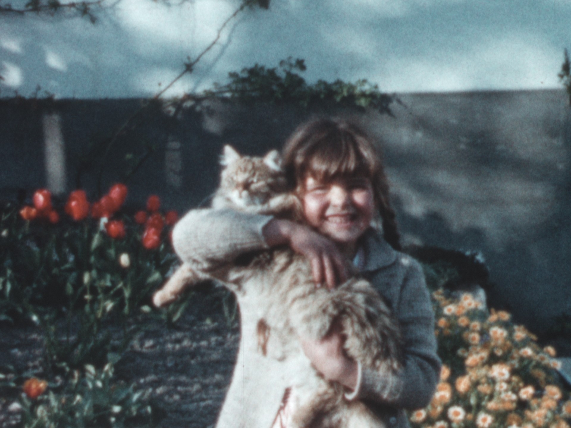 Barbara Zuan mit Katze …