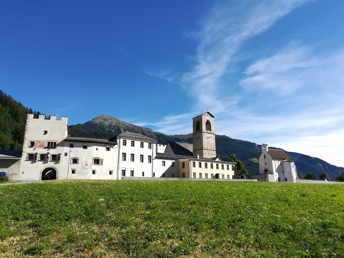 Aussenansicht Kloster St. Johann