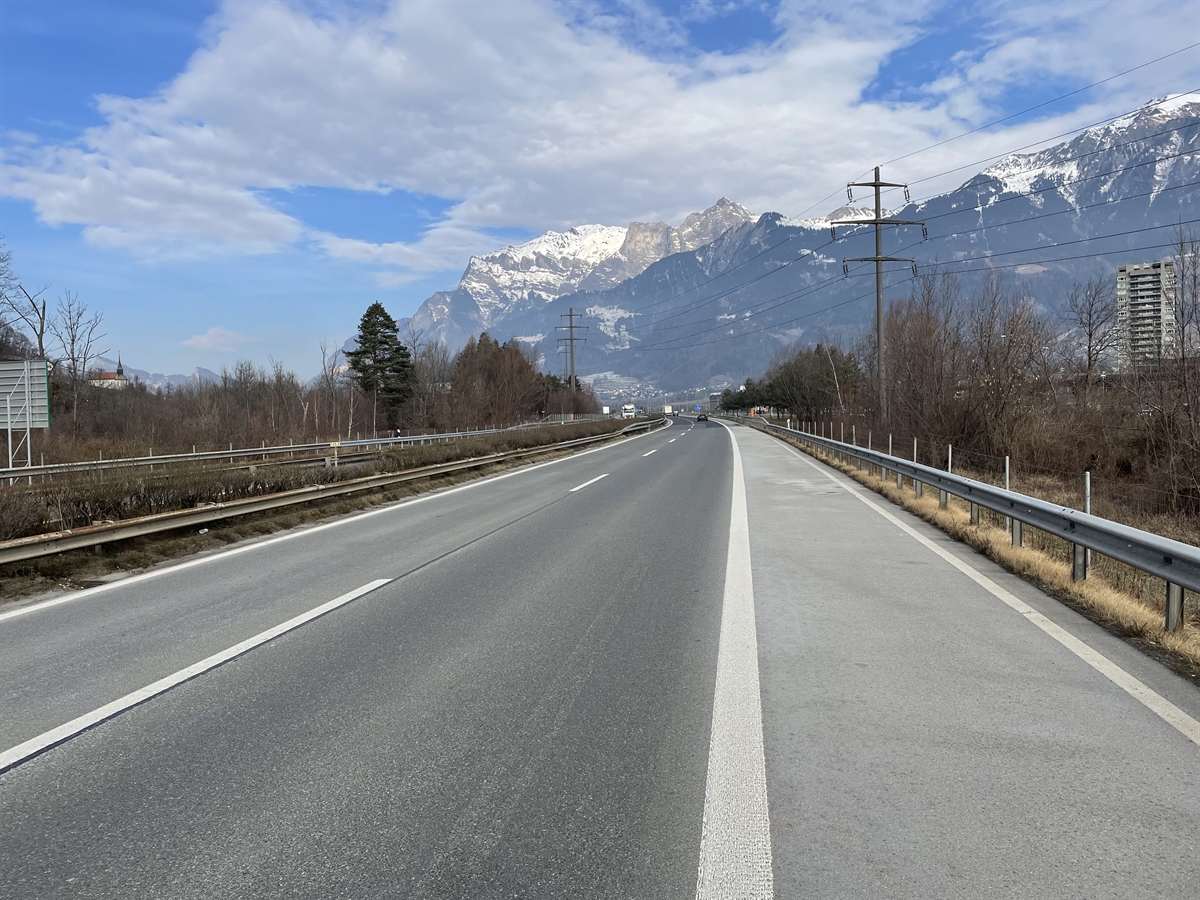 Nordspur A13 Blickrichtung Falknis